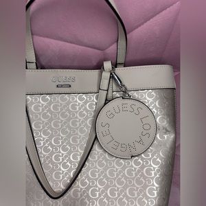 Guess purse (only used once)